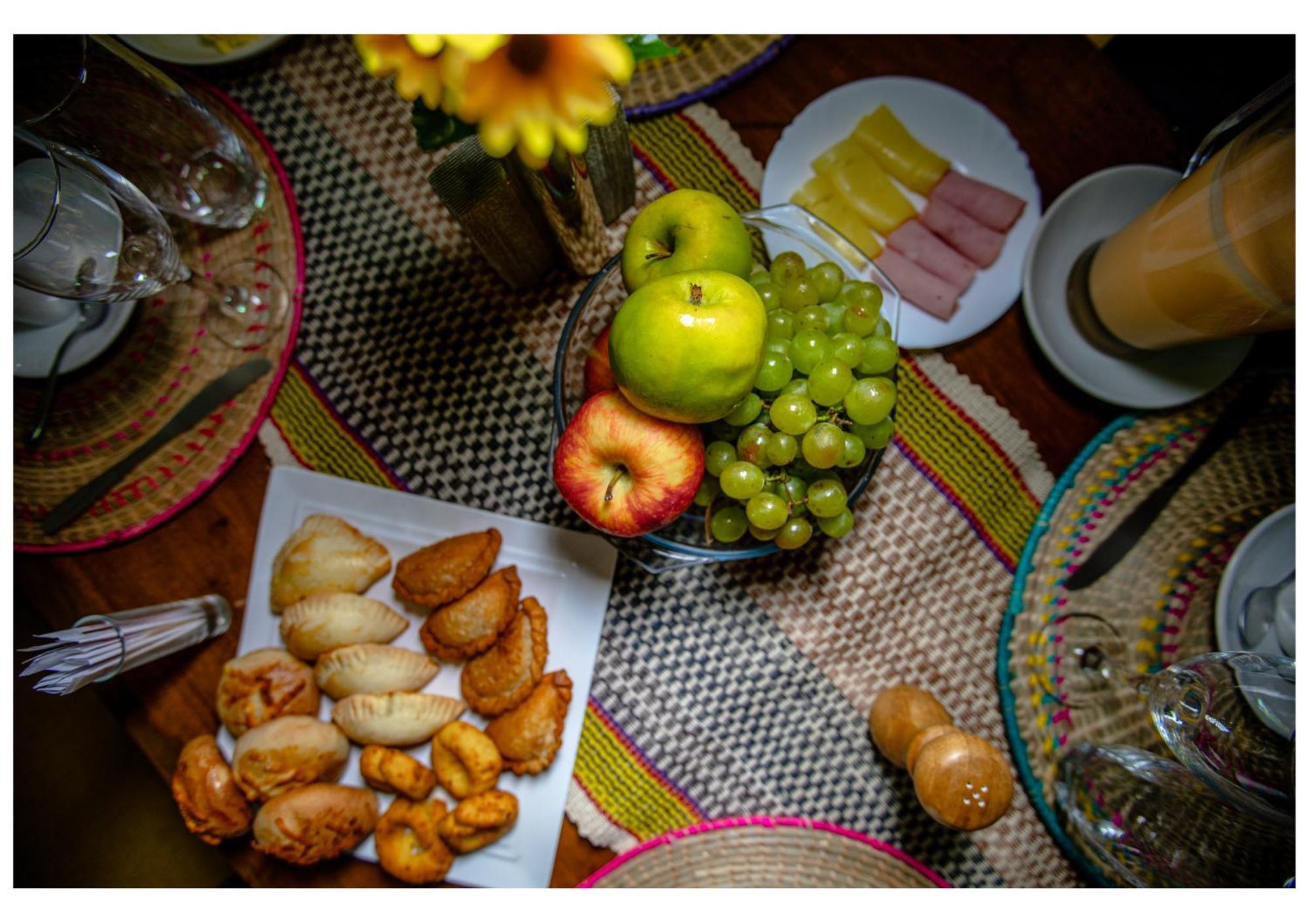 Hotel Boutique El Rancho Olivo Villamontes Bagian luar foto